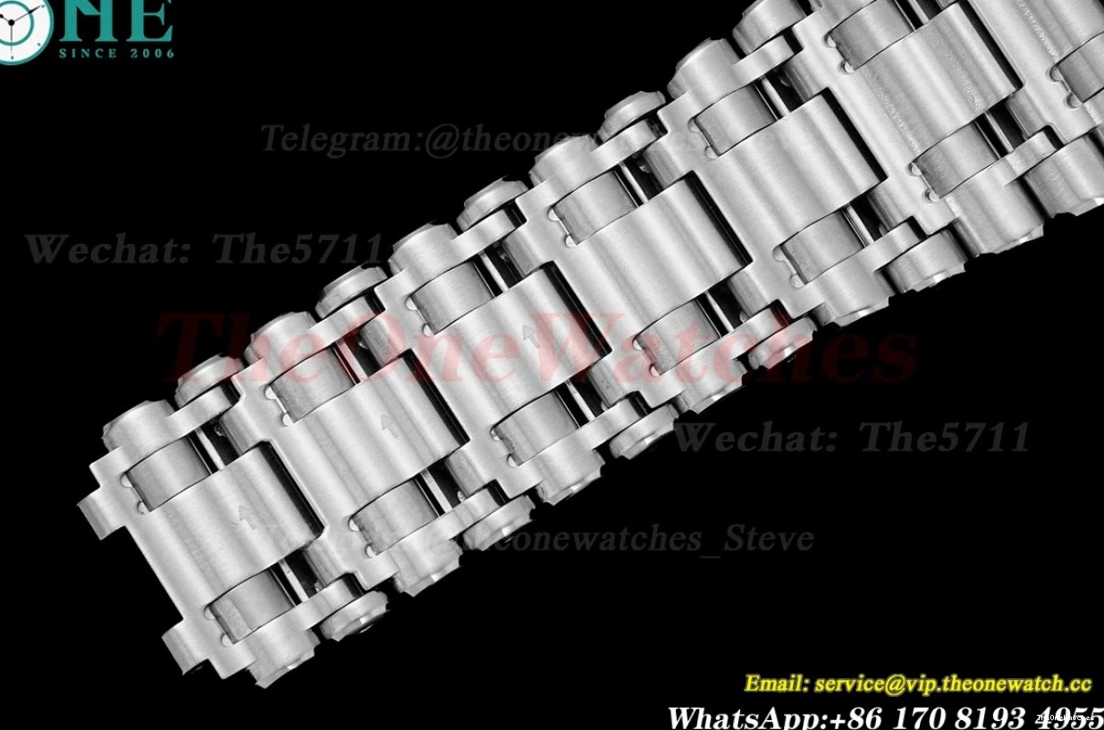 SS Stk 42MM SS Chronomat A7750 TF Green B01 0129